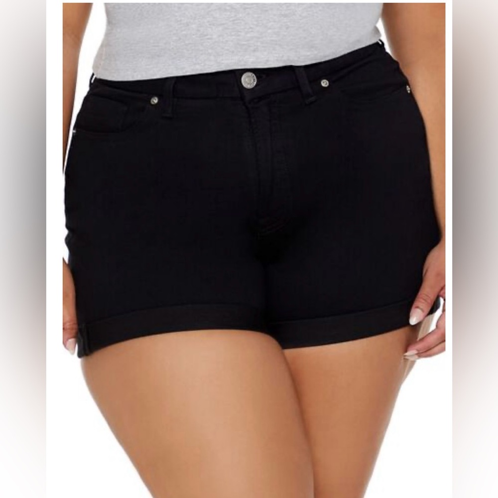 Women's Black Curvy High Waisted Denim Shorts